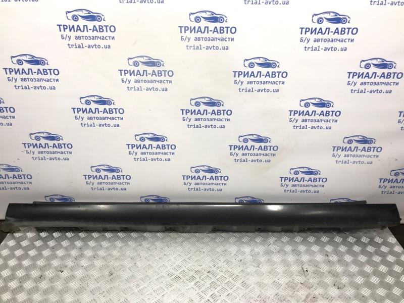 Накладка порога внешняя левая Toyota Avensis T25 1.8 БЕНЗИН 1ZZFE 2002 (б/у) Київ - зображення 1