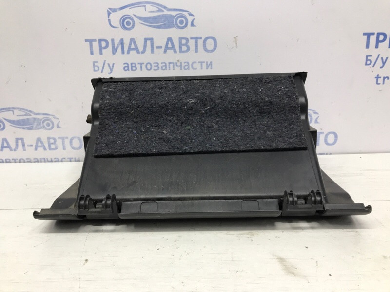 Бардачок Mitsubishi Pajero Wagon 3 3.2 ДИЗЕЛЬ 4M41 1999 (б/у) Киев - изображение 4