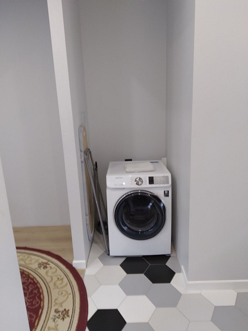 Продаю 2х этажный дом с ремонтом на пр.Добровольского Одесса - изображение 1