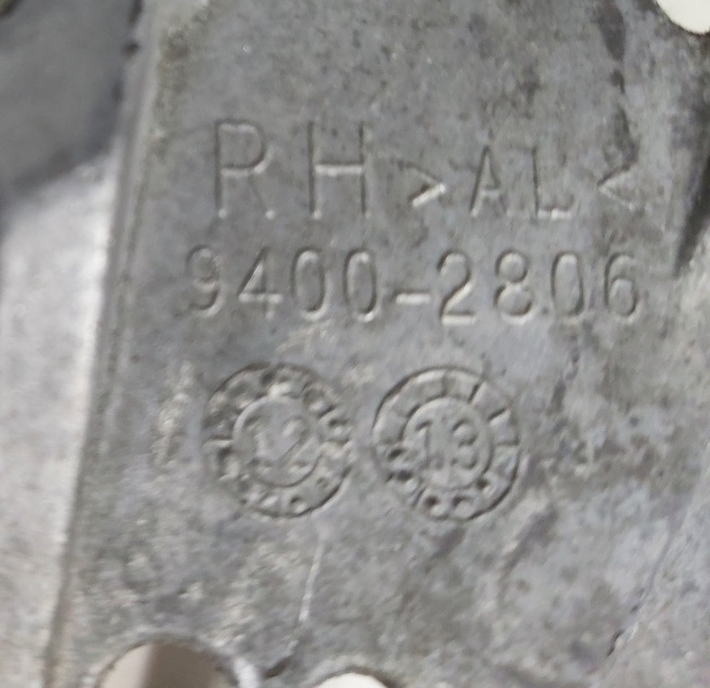 Кронштейн зеркала наружного правого Tesla model S, model S REST 1041318-00-G Киев - изображение 4