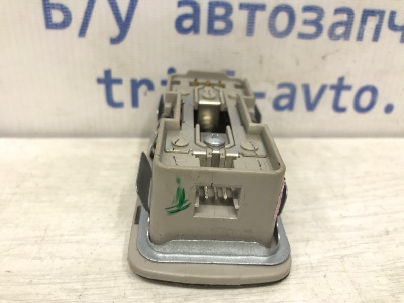 Плафон задний Nissan Qashqai J11 1.2 БЕНЗИН HRA2DDT 2013 (б/у) Київ - зображення 3