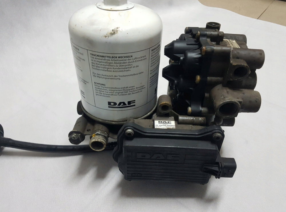 1884298 Осушитель пневмо система DAF XF 106 Euro 6 Львів - зображення 1