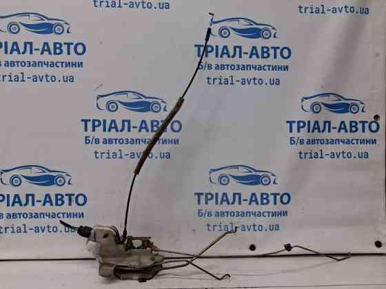 Замок двери передний левый Mitsubishi Pajero Wagon 3 3.2 ДИЗЕЛЬ 4M41 1999 (б/у) Київ