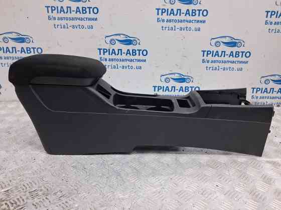 Подлокотник Mitsubishi Lancer 10 2.0 БЕНЗИН 4B11 2007 (б/у) Киев