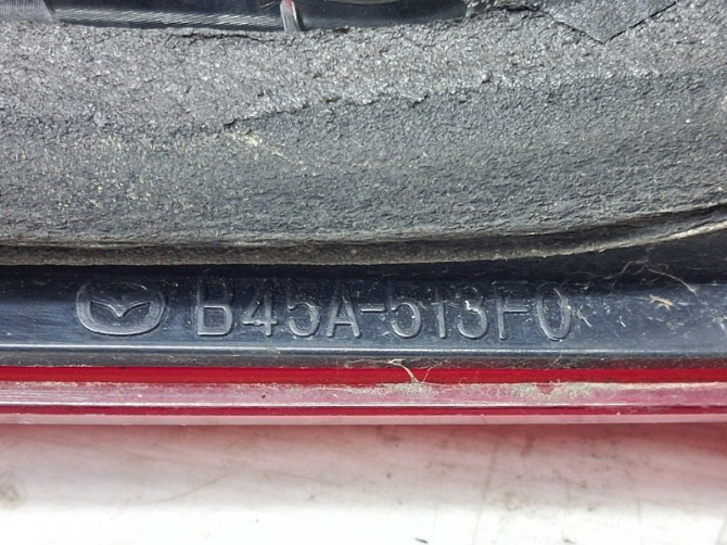 Фонарь задний внутренний правый Mazda 3 BM 2.2 DIESEL 2013 (б/у) Киев - изображение 8