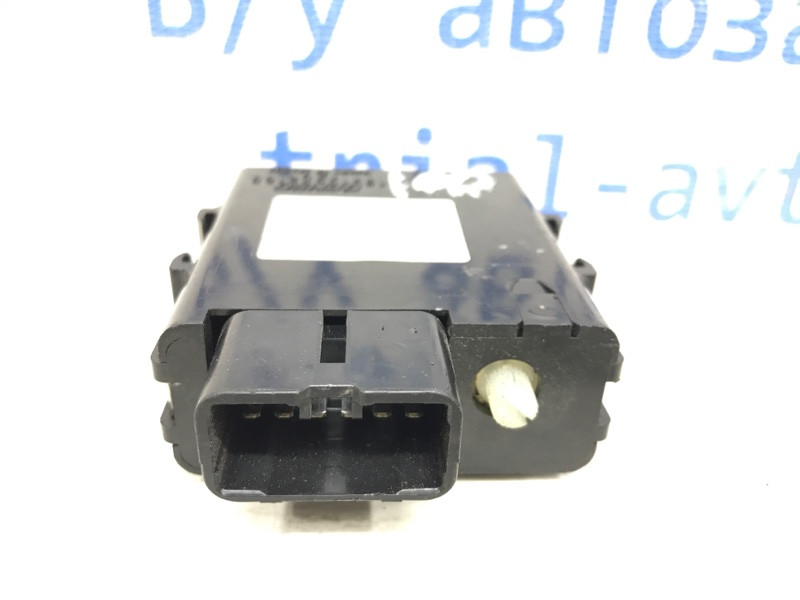 Блок управления Toyota Land Cruiser 1998-2007 1881002160 (Арт. 6777) Київ - зображення 2