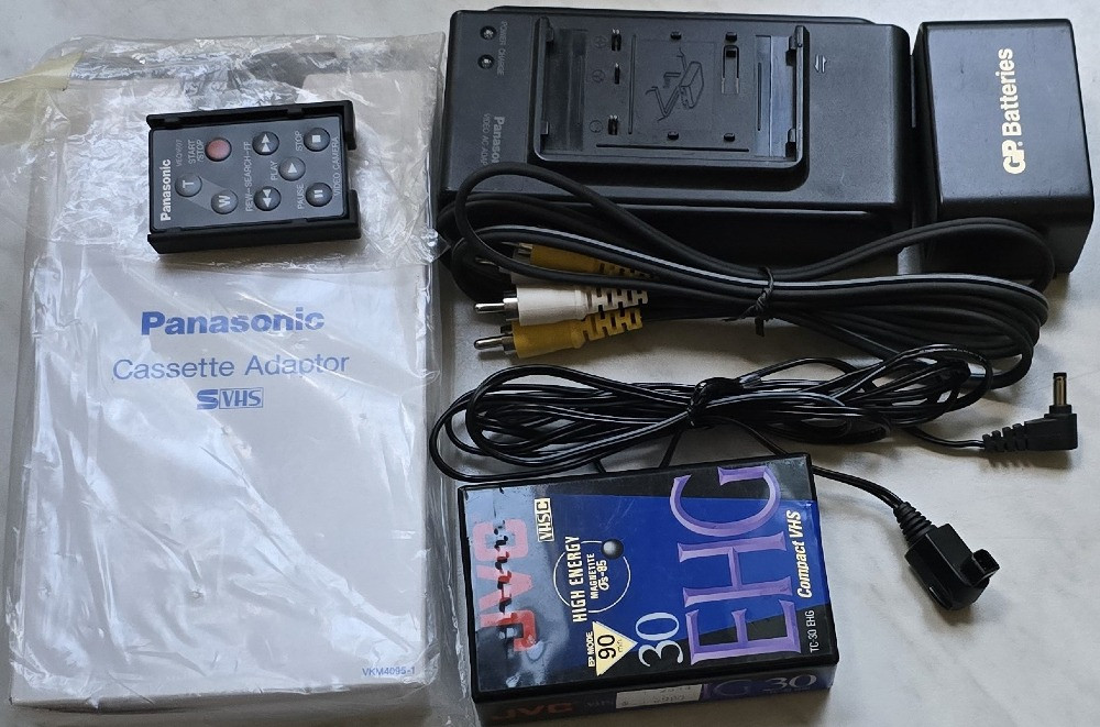 Видеокамера Panasonic NV-VX1 VHS-C (Box) + новый, запечатанный адаптер и запечатанная кассета JVC V Одесса - изображение 2