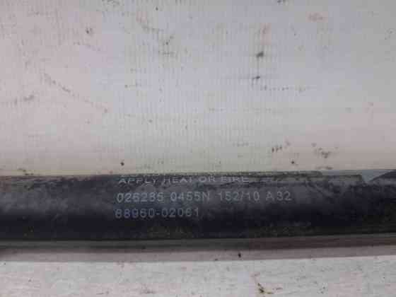 Амортизатор крышки багажника Toyota Auris E150 1.6 БЕНЗИН 1ZRFAE 2006 (б/у) Київ