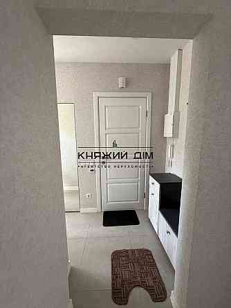 Оренда трикімнатної квартири м. Харківська Киев