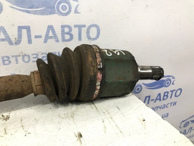 Привод передний правый МКПП Mitsubishi Lancer 9 1.6 БЕНЗИН 4G18 2003 (б/у) Київ - зображення 5
