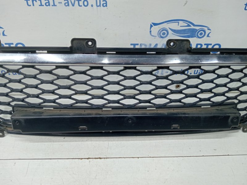 Решетка бампера центральная SsangYong Korando C200 2.0 DIESEL D20DT 2010 (б/у) Киев - изображение 3