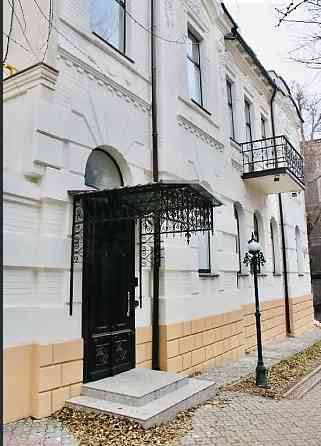 Продам. 2-поверхову будівлю 361 м.кв., 11,7 соток, вул. Паторжинського Дніпро