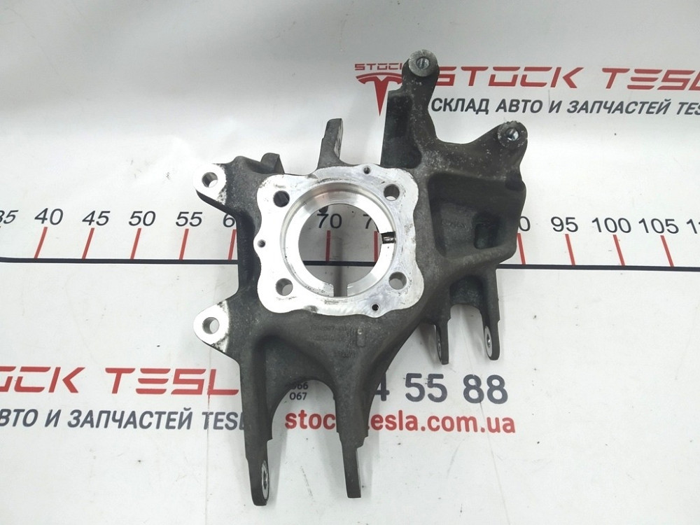 Кулак задний правый (цапфа) RWD Tesla model S, model S REST 1042507-00-B Київ - зображення 1