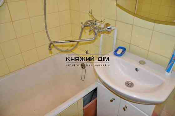 Однокімнатна квартира біля метро Лівобережна № 1174379 Київ