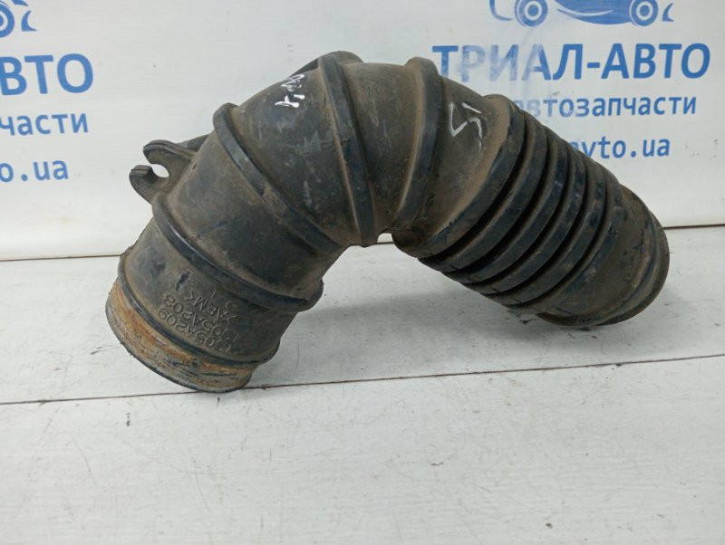 Патрубок воздушного фильтра Mitsubishi Pajero Wagon 4 3.2 ДИЗЕЛЬ 4M41 2006 (б/у) Київ - зображення 2