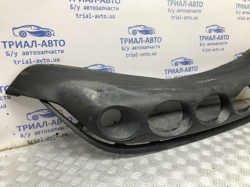 Решетка бампера (губа с круглыми заборниками) Nissan Juke F15 1.6 TURBO MR16DDT 2010 (б/у) Київ - зображення 3