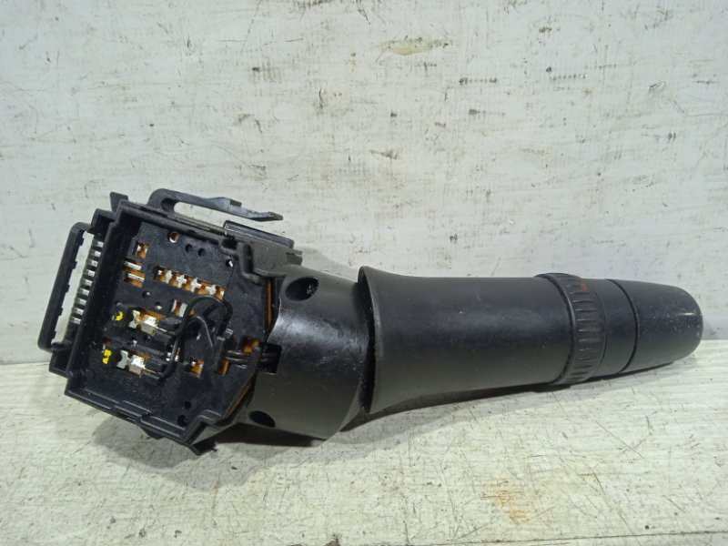 Переключатель подрулевой правый(дворники) Mitsubishi Pajero Wagon 4 3.2 ДИЗЕЛЬ 4M41 2006 (б/у) Киев - изображение 2