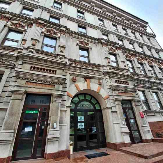 Продам. Торгово-офісна будівля 2736 м.кв. 6 соток. Центр. вул. Січових Стрільців, Дніпро