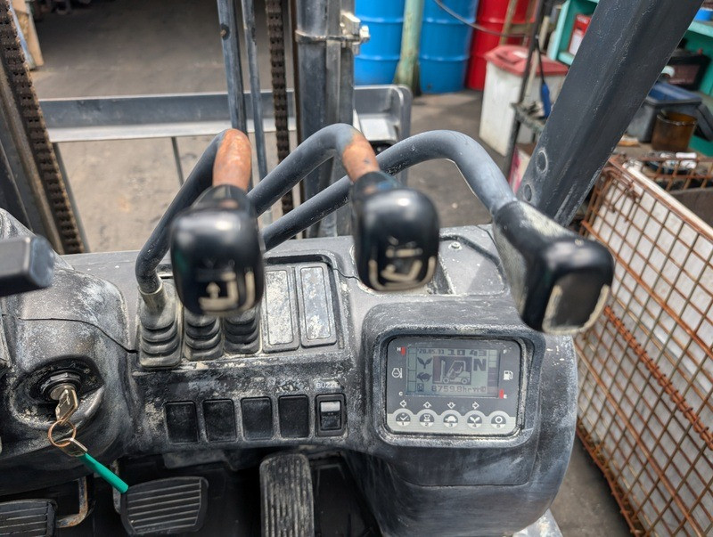 Дизельний навантажувач TCM (Nissan), 2022 року з бiчним зсувом Модель: FD20T5M Чернігів - зображення 9