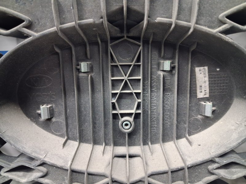 Решетка радиатора Kia Sorento UM 2.4 БЕНЗИН G4KJ 2014 (б/у) Київ - зображення 7