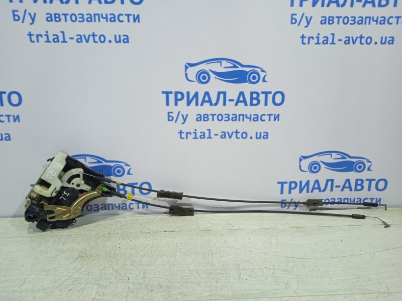 Замок двери задний левый Mitsubishi L200 KB 2.5 ДИЗЕЛЬ 4D56U 2006 (б/у) Киев - изображение 1