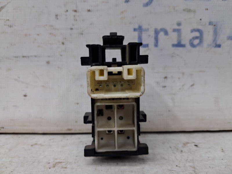 Кнопка стеклоподъемника Toyota Camry XV40 2.4 БЕНЗИН 2AZFE 2006 (б/у) Киев - изображение 2