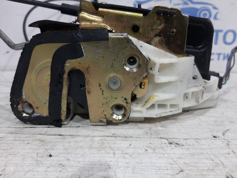 Замок двери передний правый Mitsubishi Pajero Wagon 3 3.2 ДИЗЕЛЬ 4M41 1999 (б/у) Киев - изображение 2