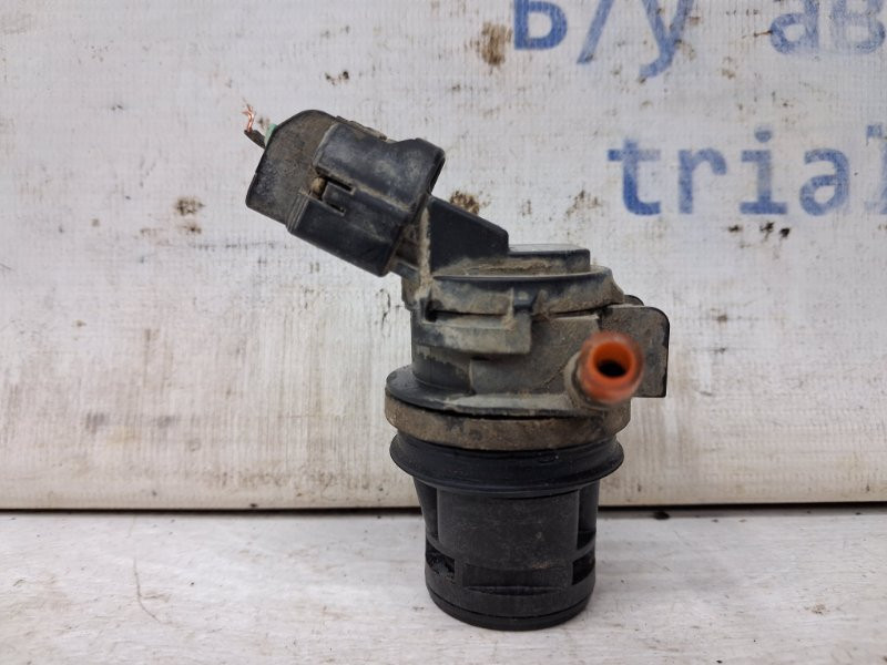 Насос омывателя стекла Mitsubishi Pajero Wagon 3 3.2 ДИЗЕЛЬ 4M41 1999 (б/у) Київ - зображення 1