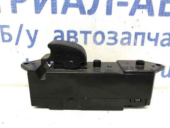 Кнопка стеклоподъемника Mitsubishi Outlander CU 2.4 БЕНЗИН 4G69 2003 (б/у) Київ