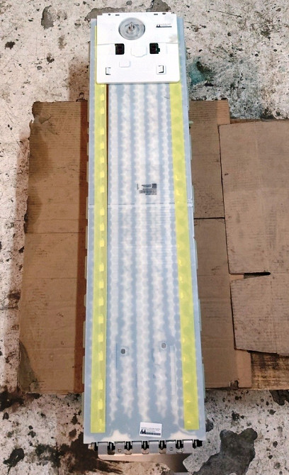 2Накладка ремня безопасности стойки С левой Tesla model S, model S REST 1024730-00-B Київ - зображення 1