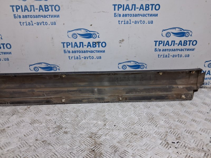 Накладка порога внешняя левая Mitsubishi Pajero Wagon 3 3.2 ДИЗЕЛЬ 4M41 1999 (б/у) Київ - зображення 6