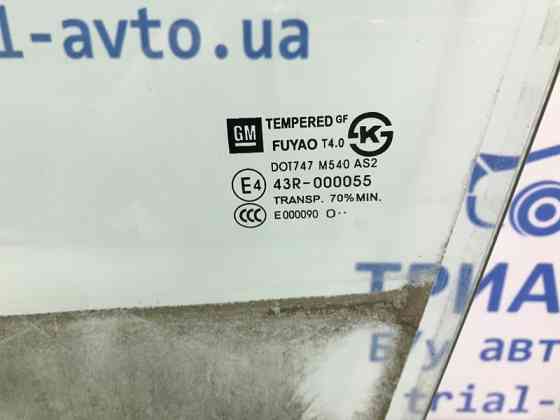 Стекло двери переднее левое Chevrolet Cruze J300 1.6 F16D4 2009 (б/у) Київ