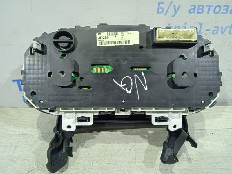 Приборная панель Nissan Qashqai J10 2.0 БЕНЗИН MR20DE 2006 (б/у) Киев - изображение 3