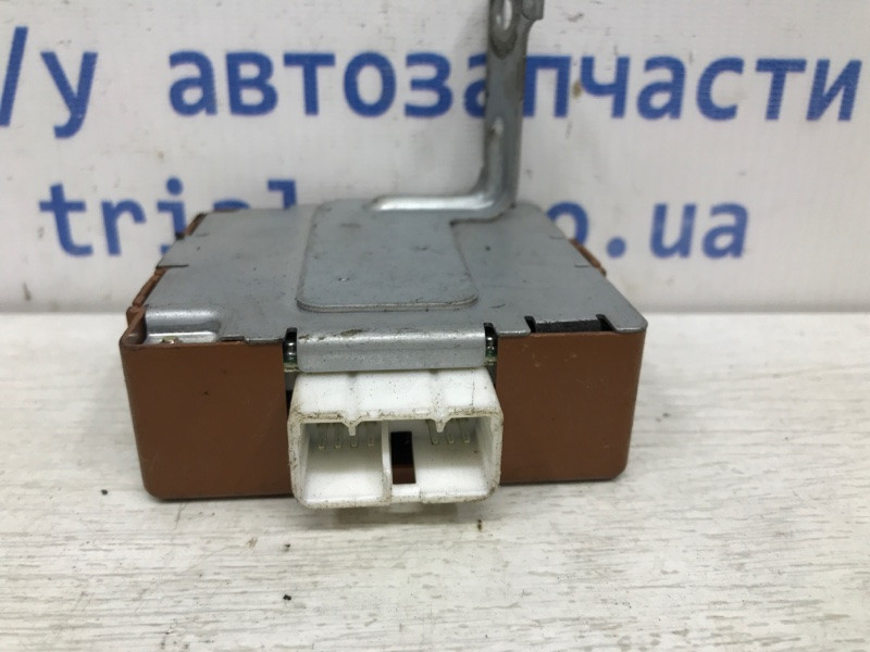 Блок управления Toyota Land Cruiser J100 1998 (б/у) Киев - изображение 2