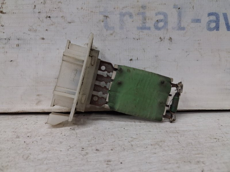 Резистор печки Volkswagen Caddy 2K 1.9 DIESEL BJB 2003 (б/у) Киев - изображение 1