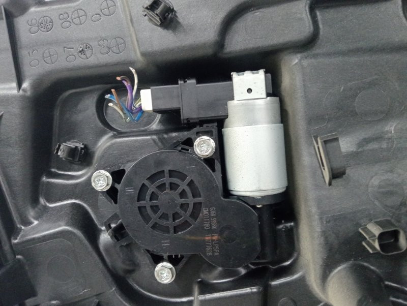 Стеклоподъемник задний правый Mazda 3 2003-2009 BP4K72590E (Арт. 58764) Київ - зображення 2