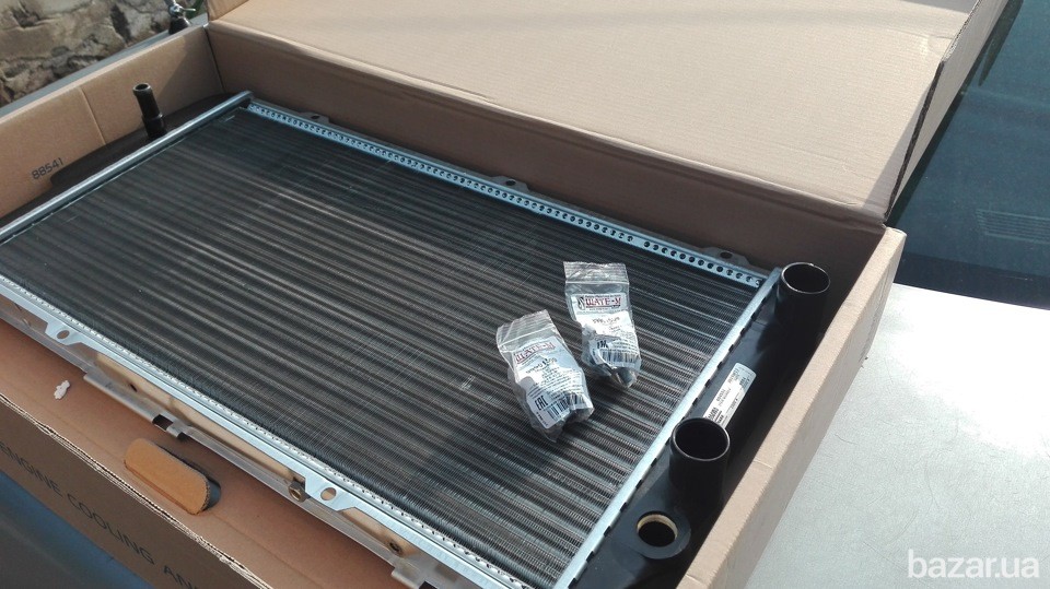 Ауди 100 . 1990 . 2.3 - Радиатор охлаждения . Київ - зображення 1