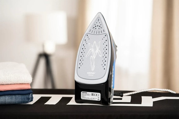 Утюг Zelmer ZIR3220 3000 Вт синий Киев - изображение 2