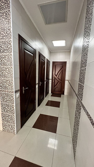 Здається в оренду 2-поверхова будівля з власною територією Луцьк - зображення 5