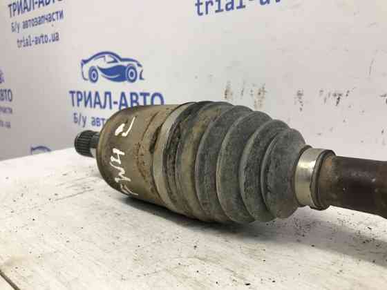 Привод передний левый Mitsubishi Pajero Wagon 4 3.2 ДИЗЕЛЬ 4M41 2006 (б/у) Киев