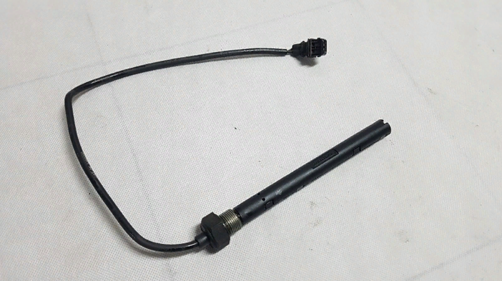 1388000 Датчик уровня масла DAF XF 106 Euro 6 Львов - изображение 1