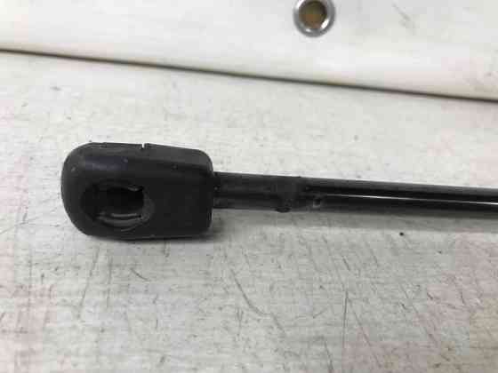 Амортизатор крышки багажника Kia Sportage SL 1.7 DIESEL D4FD 2010 (б/у) Киев