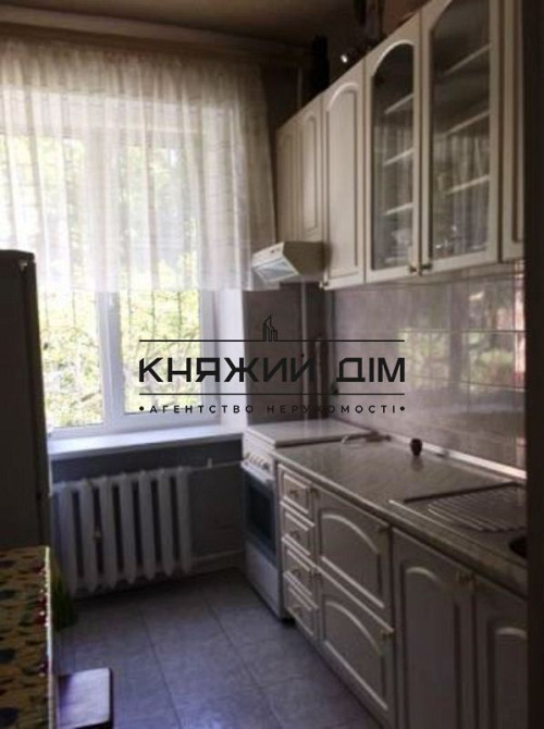 Комфортна, роздільна 2-х к. Кв. біля ст. м. Кловська. № 11155130 Киев - изображение 1