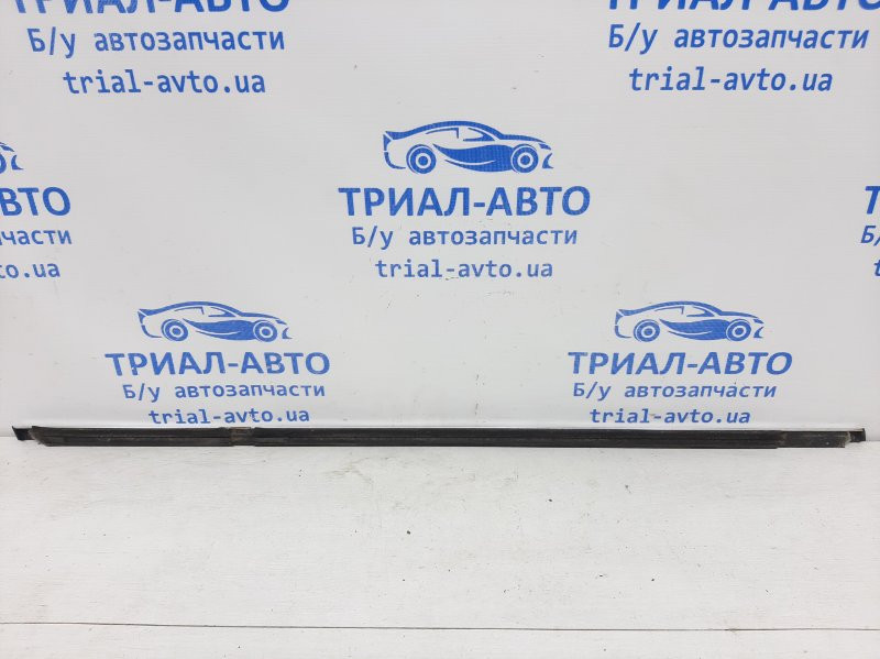 Молдинг стекла двери задний Chevrolet Cruze J300 1.8 2009 (б/у) Київ - зображення 4