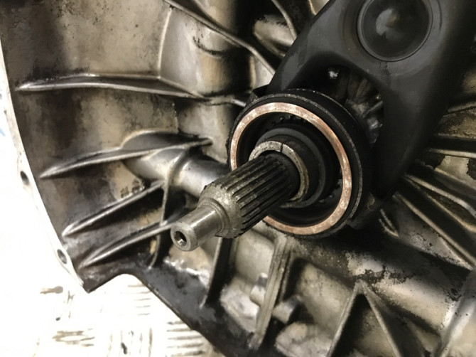 Коробка передач МКПП Subaru Forester SJ 2.0 DIESEL EE20Z 2012 (б/у) Київ - зображення 6