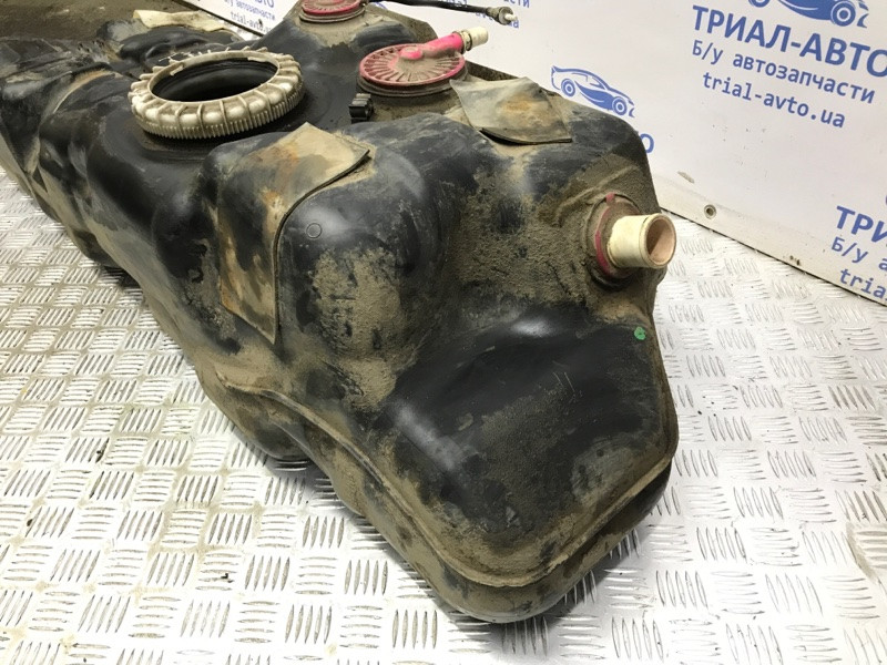 Бак топливный пластик Toyota Prado 2002-2009 770013D541 (Арт. 44823) Киев - изображение 4