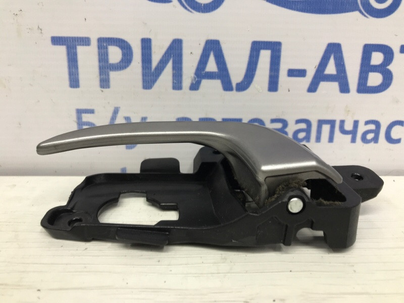 Ручка двери внутренняя левая Hyundai I30 GD 1.6 DIESEL D4FB 2011 (б/у) Киев - изображение 2