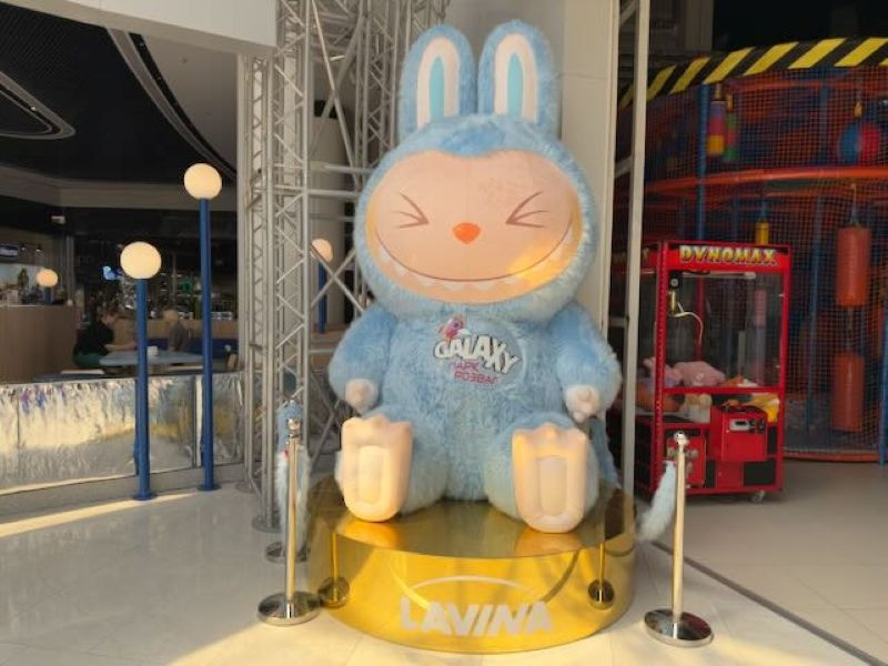 Лабубу надувной 5 м для создания образа компании увеличения продаж Киев - изображение 3