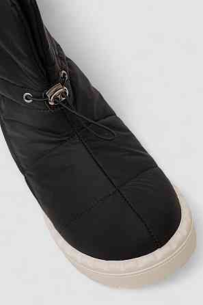 Дутики жіночі зимові на хутрі, колір чорно-бежевий (36-41р.) Одесса