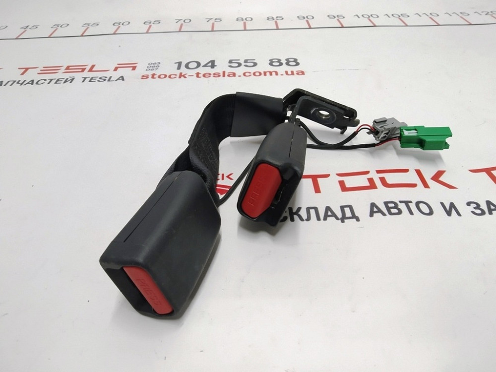 Замок ремня безопасности 2-го ряда сидений центр/правый Tesla model 3 1457704-01-A Киев - изображение 1